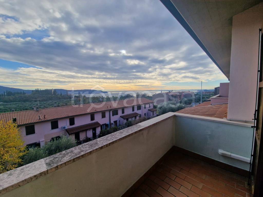 casa indipendente in vendita a Toscolano-Maderno in zona Toscolano