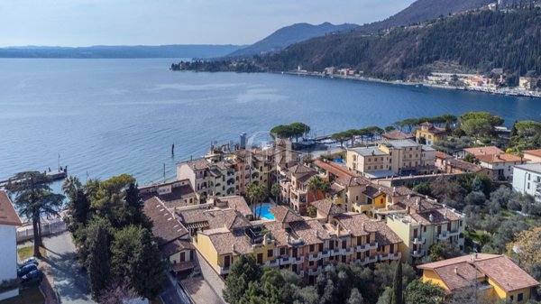 appartamento in vendita a Toscolano-Maderno in zona Maderno