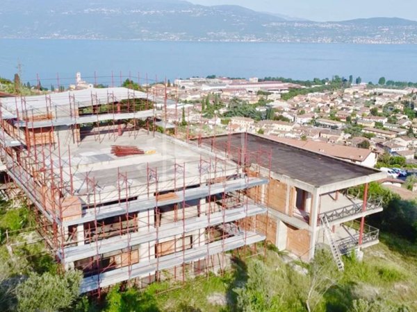 appartamento in vendita a Toscolano-Maderno in zona Toscolano
