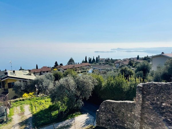 casa indipendente in vendita a Toscolano-Maderno