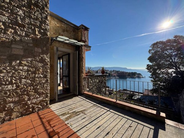casa indipendente in vendita a Toscolano-Maderno in zona Maderno