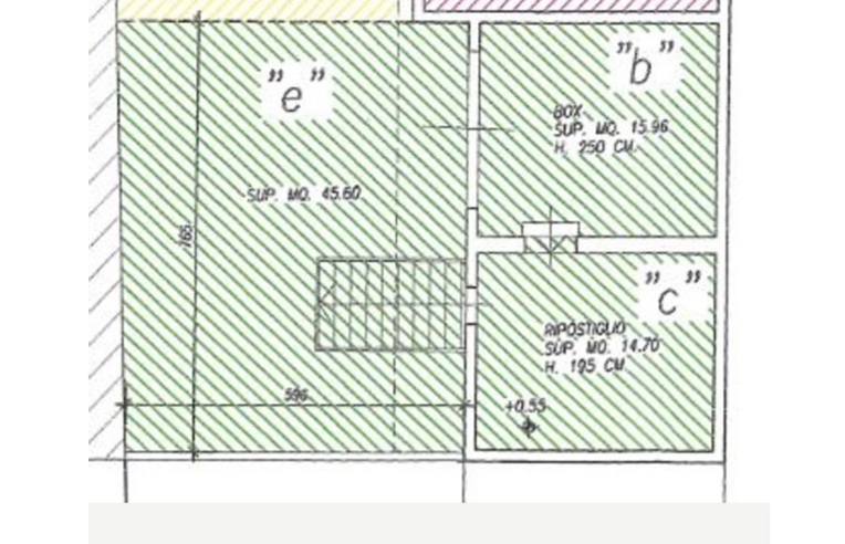 locale di sgombero in vendita a Toscolano-Maderno in zona Maderno