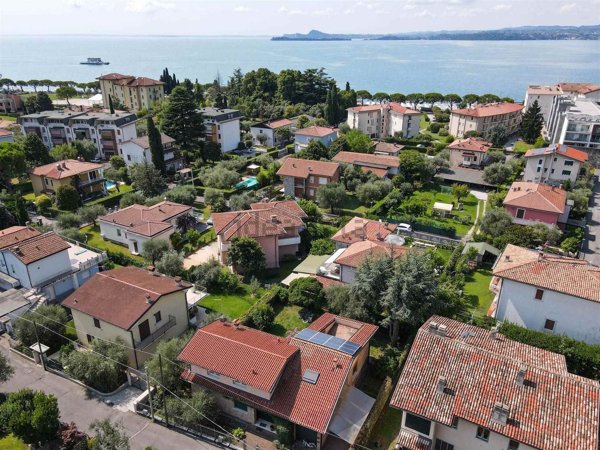 casa indipendente in vendita a Toscolano-Maderno in zona Maderno