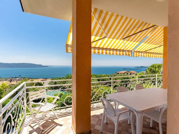 casa indipendente in vendita a Toscolano-Maderno