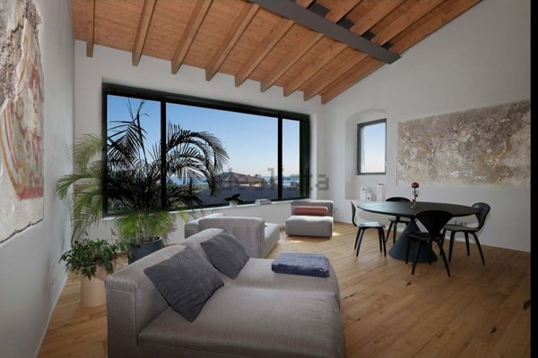 casa indipendente in vendita a Toscolano-Maderno in zona Gaino