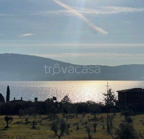 casa indipendente in vendita a Toscolano-Maderno in zona Roina