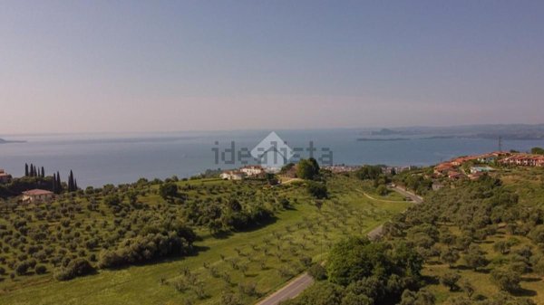 appartamento in vendita a Toscolano-Maderno in zona Gaino