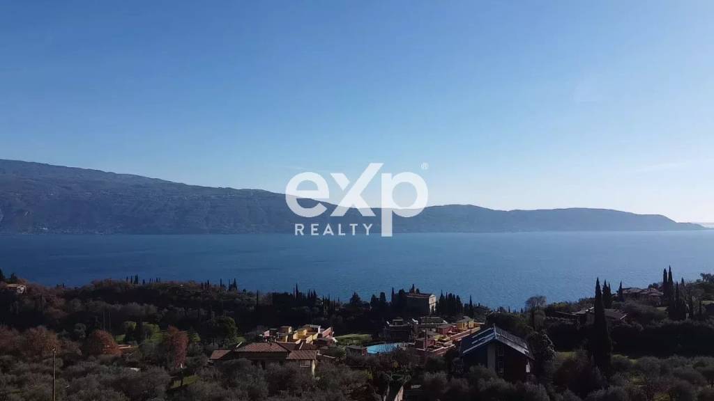 terreno agricolo in vendita a Toscolano-Maderno in zona Maderno