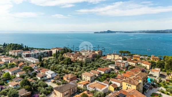 casa indipendente in vendita a Toscolano-Maderno in zona Maderno