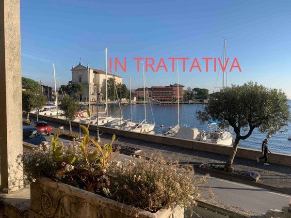 appartamento in vendita a Toscolano-Maderno in zona Maderno