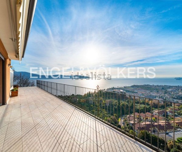 casa indipendente in vendita a Toscolano-Maderno