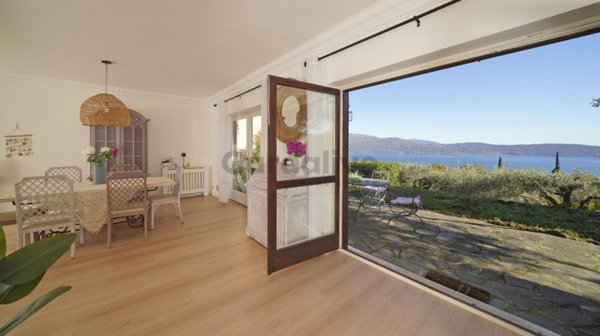 appartamento in vendita a Toscolano-Maderno in zona Maderno