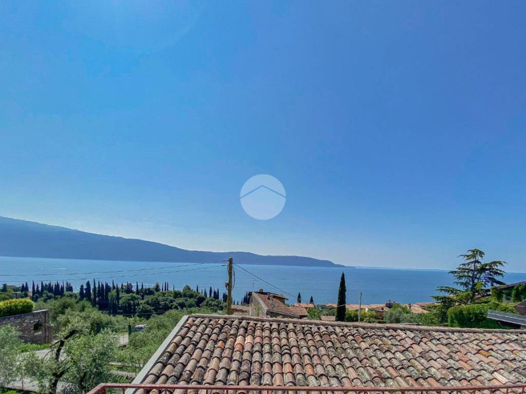 casa indipendente in vendita a Toscolano-Maderno in zona Cecina