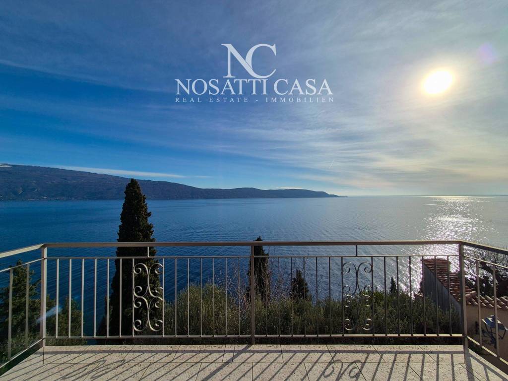 casa indipendente in vendita a Toscolano-Maderno in zona Cecina