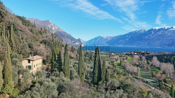casa indipendente in vendita a Toscolano-Maderno
