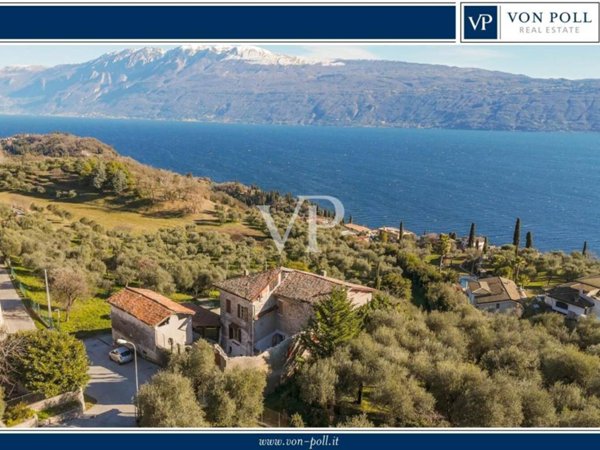 casa indipendente in vendita a Toscolano-Maderno