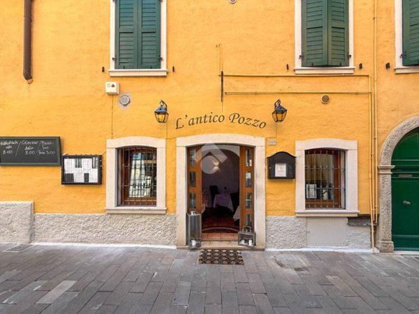 negozio in vendita a Toscolano-Maderno