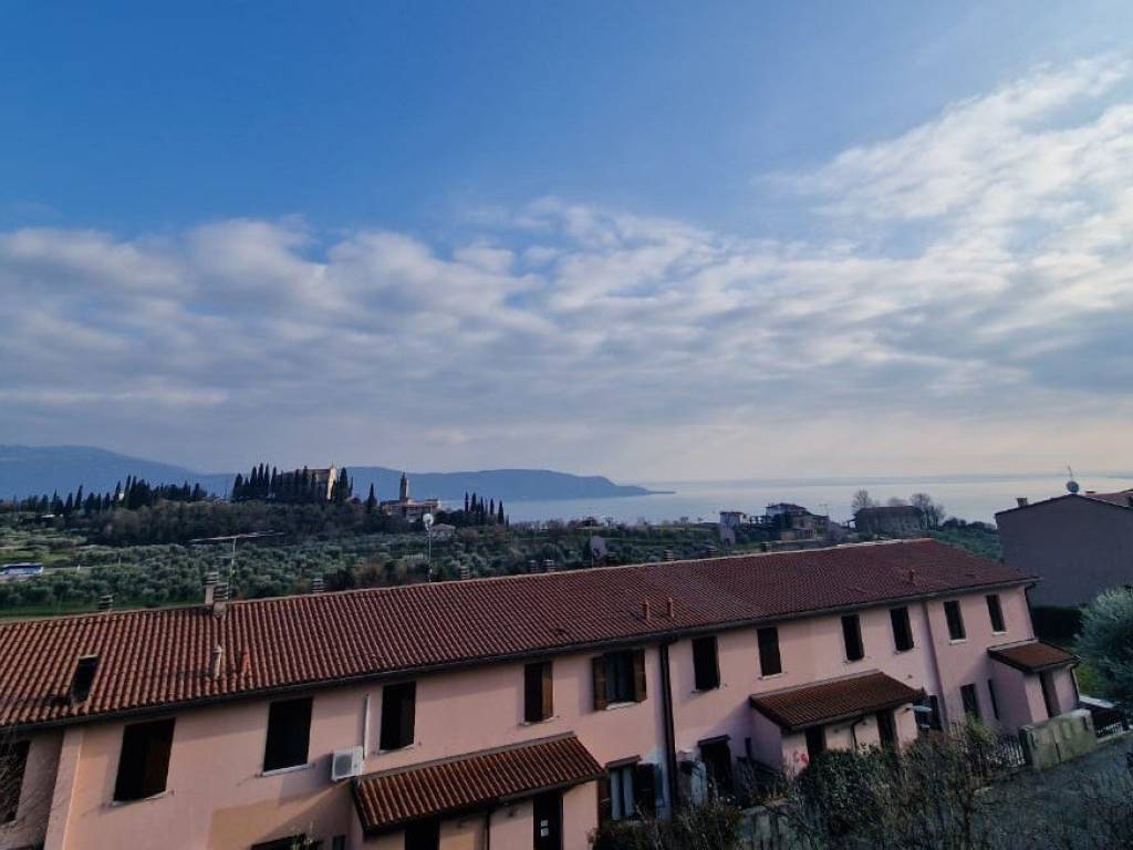 casa indipendente in vendita a Toscolano-Maderno in zona Gaino