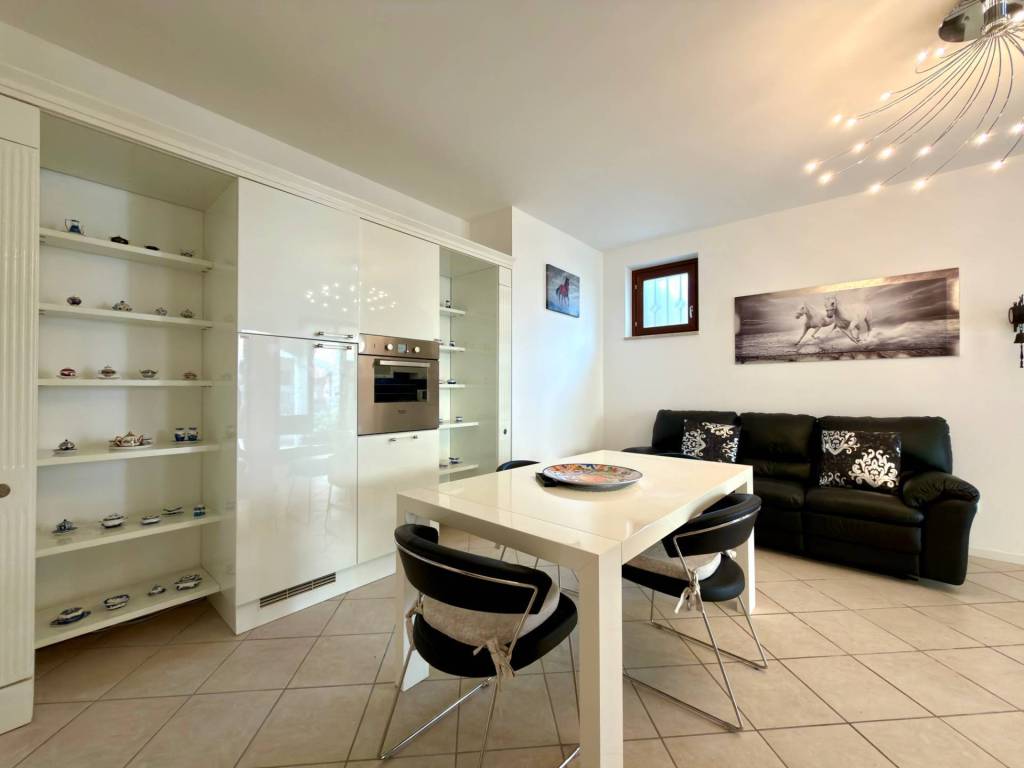 appartamento in vendita a Toscolano-Maderno