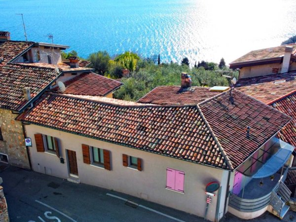 appartamento in vendita a Toscolano-Maderno in zona Toscolano