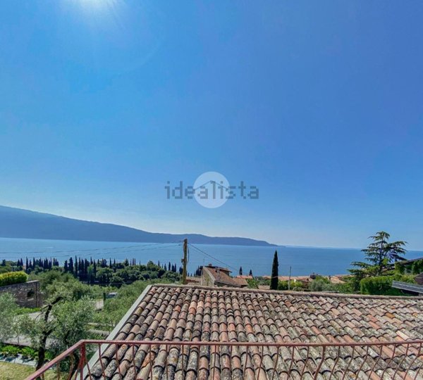 appartamento in vendita a Toscolano-Maderno in zona Cecina