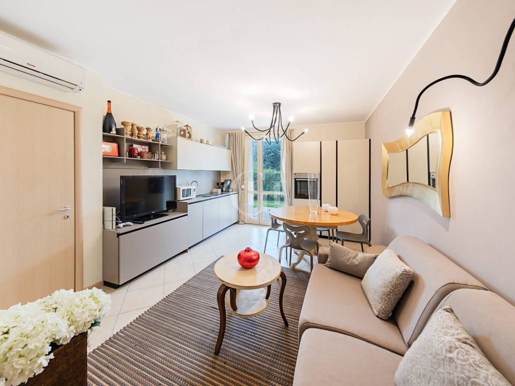 appartamento in vendita a Toscolano-Maderno in zona Maderno