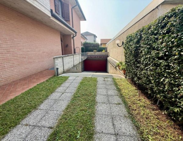 casa indipendente in vendita a Toscolano-Maderno