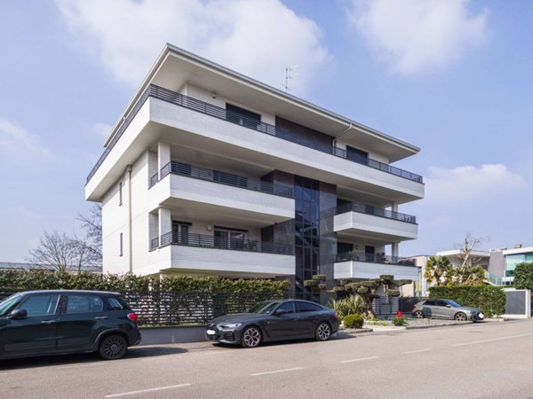 appartamento in vendita a Toscolano-Maderno in zona Maderno