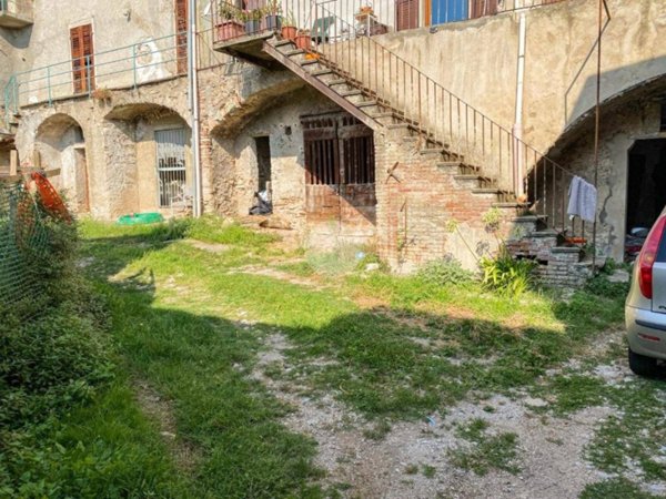 appartamento in vendita a Toscolano-Maderno in zona Gaino