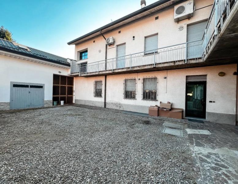 appartamento in vendita a Toscolano-Maderno in zona Maderno