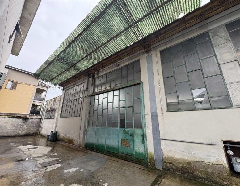 ufficio in vendita a Toscolano-Maderno in zona Maderno