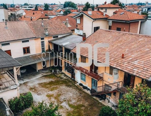 casa indipendente in vendita a Toscolano-Maderno in zona Maderno