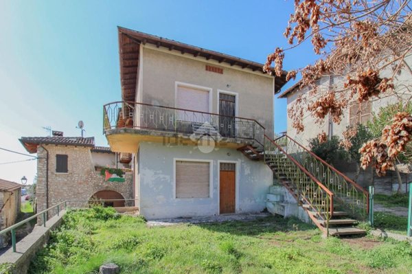 casa indipendente in vendita a Toscolano-Maderno