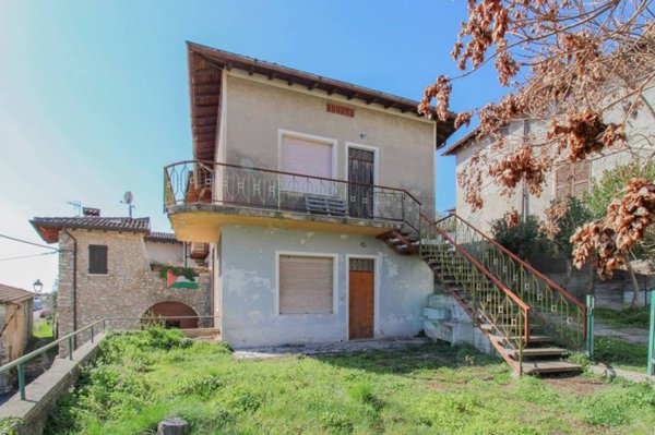 casa indipendente in vendita a Toscolano-Maderno in zona Gaino