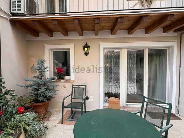 casa indipendente in vendita a Toscolano-Maderno in zona Maderno