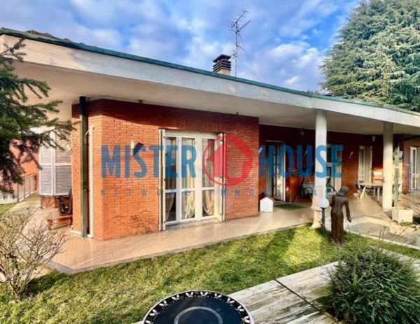 casa indipendente in vendita a Toscolano-Maderno in zona Maderno