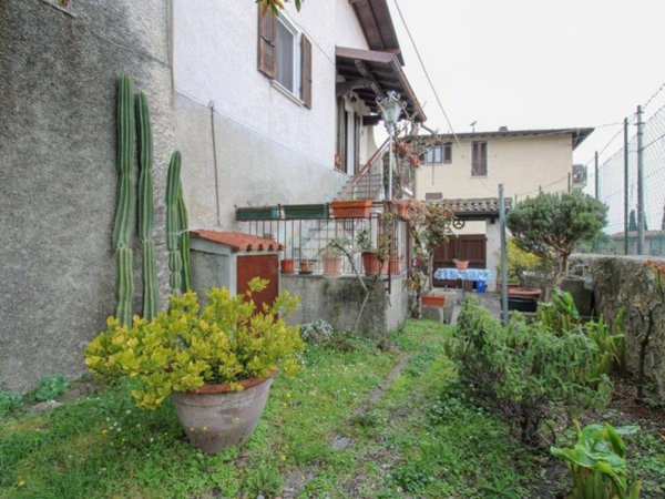 casa indipendente in vendita a Toscolano-Maderno