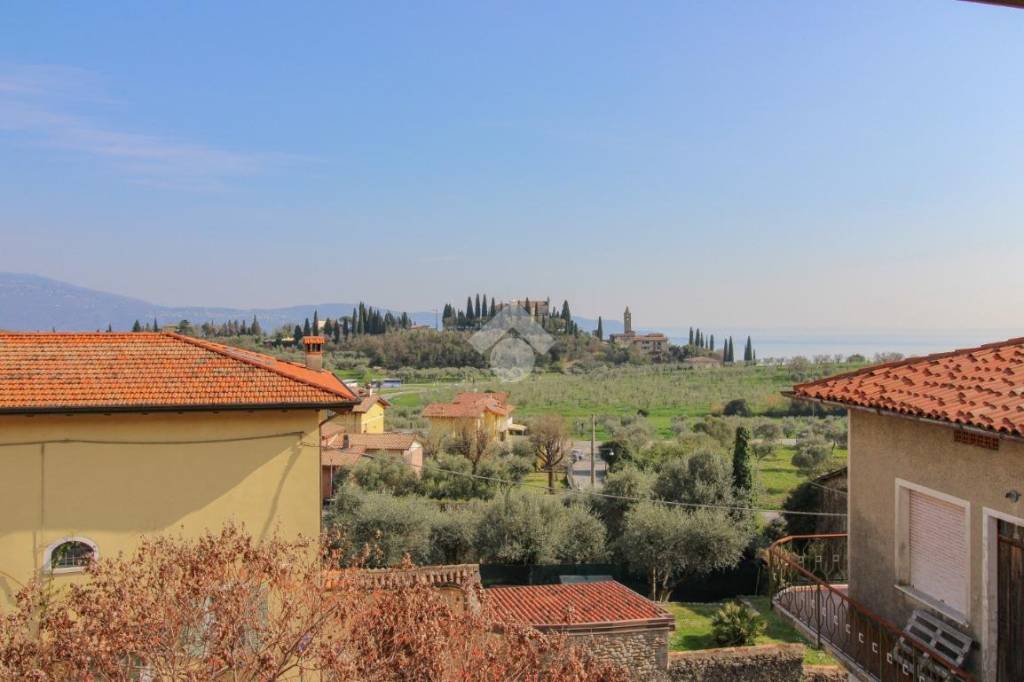 appartamento in vendita a Toscolano-Maderno in zona Toscolano