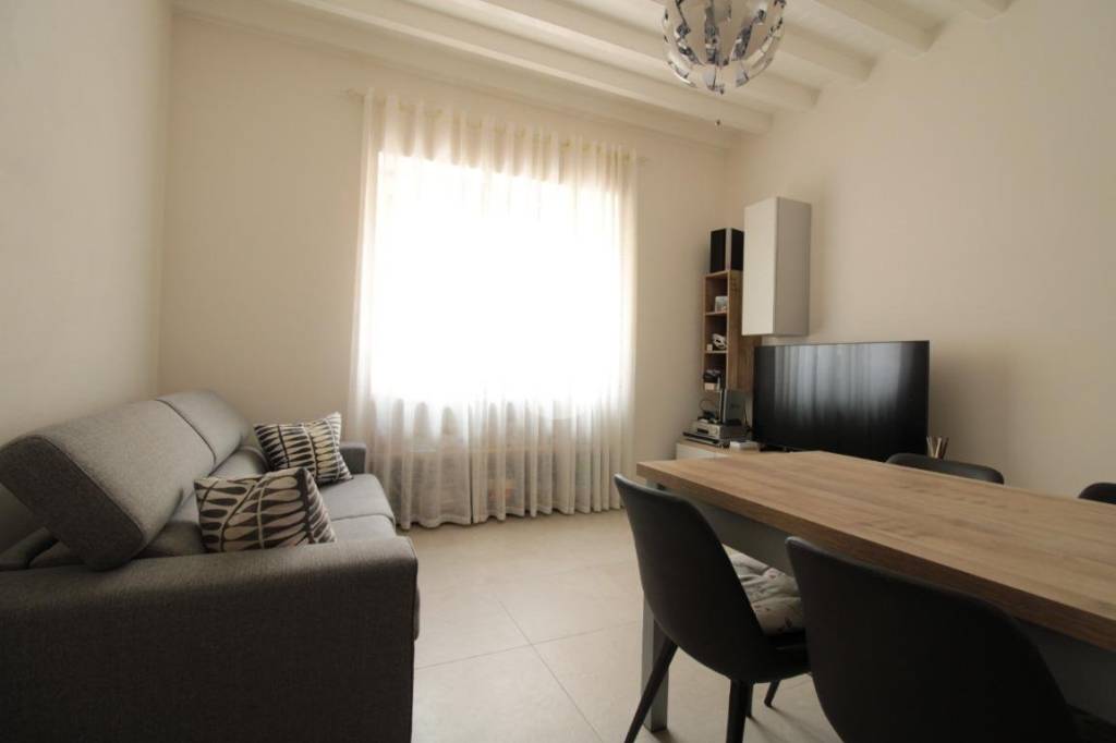 appartamento in vendita a Toscolano-Maderno in zona Toscolano