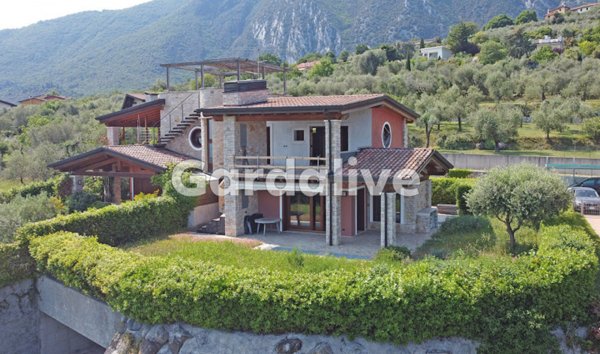 appartamento in vendita a Toscolano-Maderno in zona Maderno