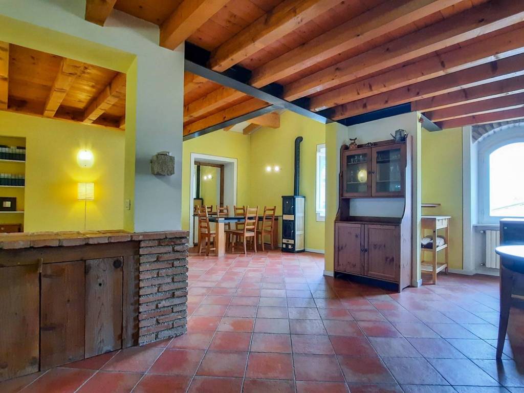 appartamento in vendita a Toscolano-Maderno in zona Maderno