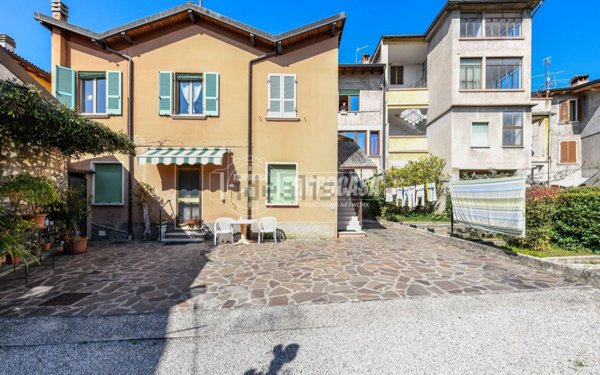 casa indipendente in vendita a Toscolano-Maderno