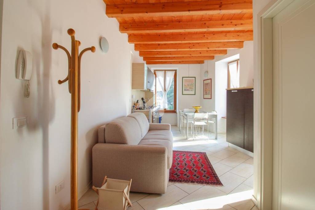 appartamento in vendita a Toscolano-Maderno in zona Toscolano