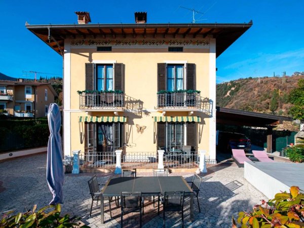 casa indipendente in vendita a Toscolano-Maderno