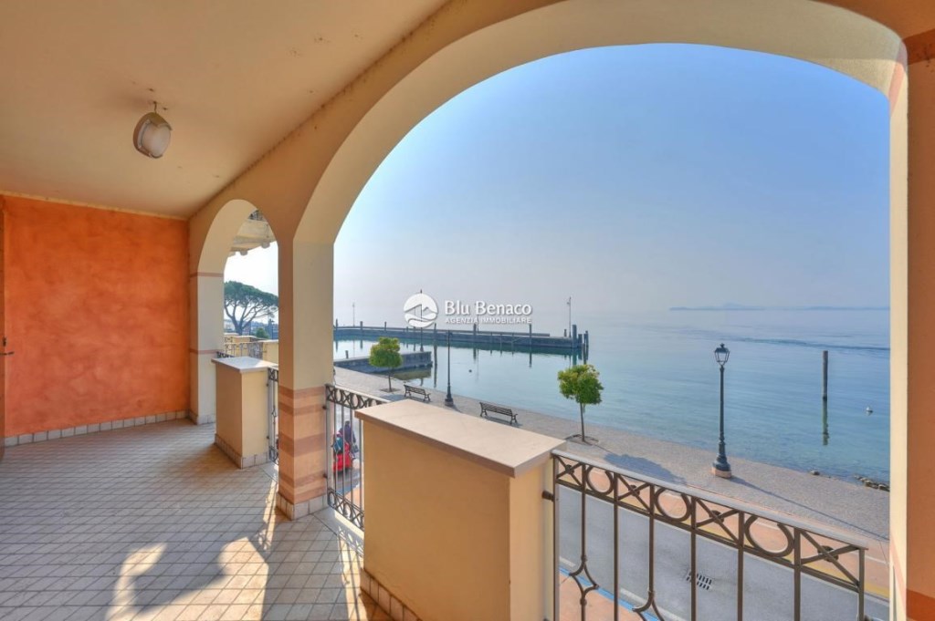 appartamento in vendita a Toscolano-Maderno in zona Toscolano