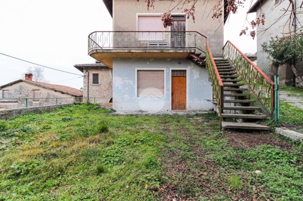 casa indipendente in vendita a Toscolano-Maderno in zona Toscolano