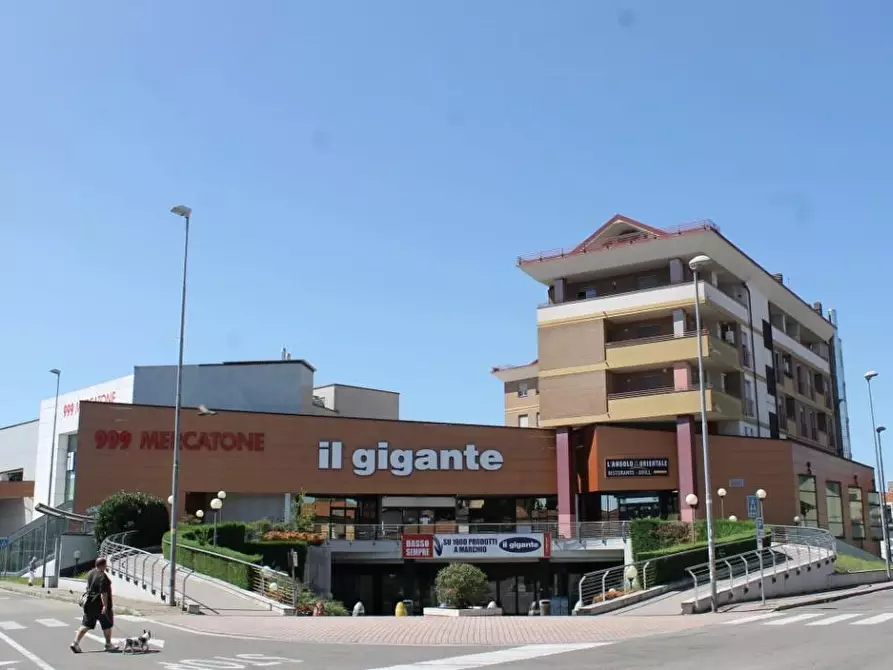 negozio in vendita a Toscolano-Maderno in zona Maderno