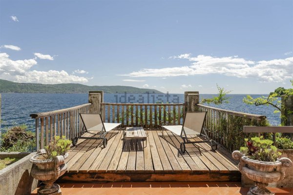 casa indipendente in vendita a Toscolano-Maderno