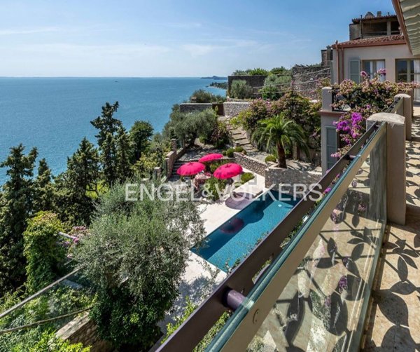 casa indipendente in vendita a Toscolano-Maderno in zona Cecina