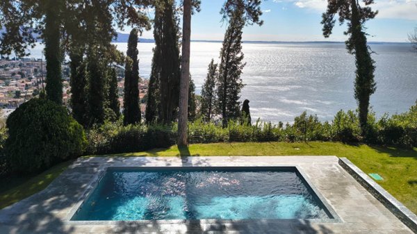 casa indipendente in vendita a Toscolano-Maderno in zona Maderno